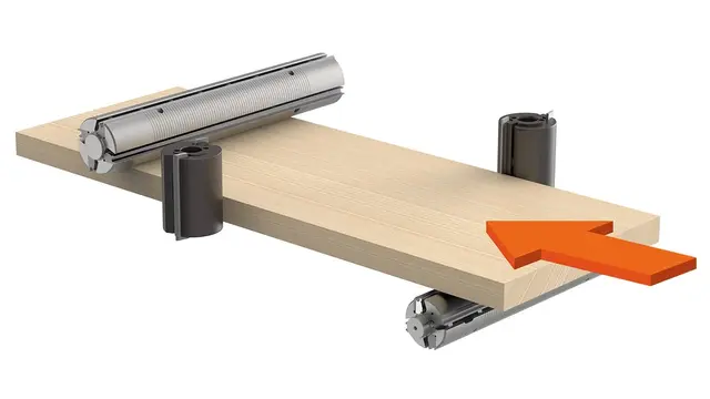 Wood-Mizer MP360 PRO 3-15m/min inkludert inn- og utmatingbord 